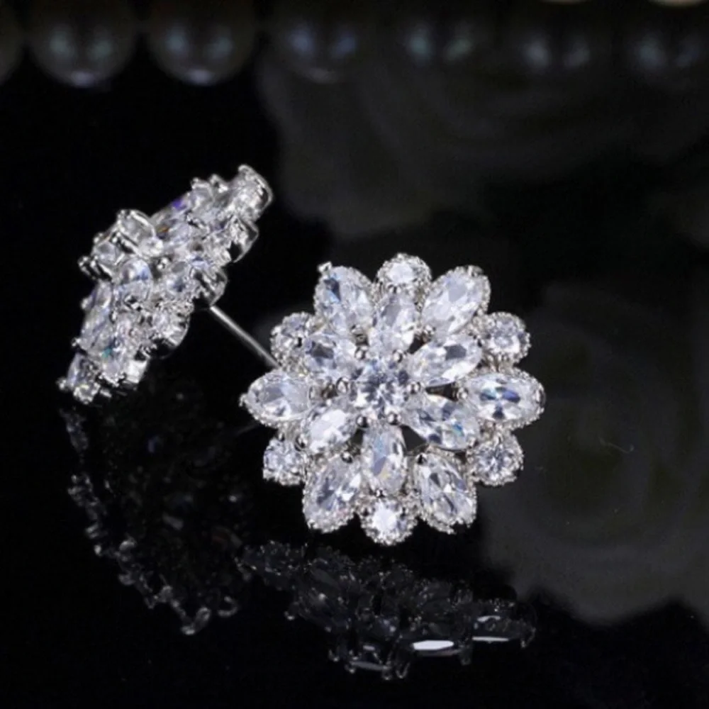 Sterling Silver 5CT Cubic Zircon Flower Snow Crystal Diamond Stud Earrings